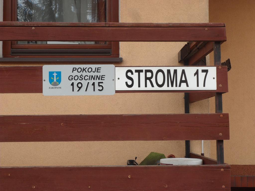 Pokoje Goscinne Na Stromej Zakopane Exteriör bild
